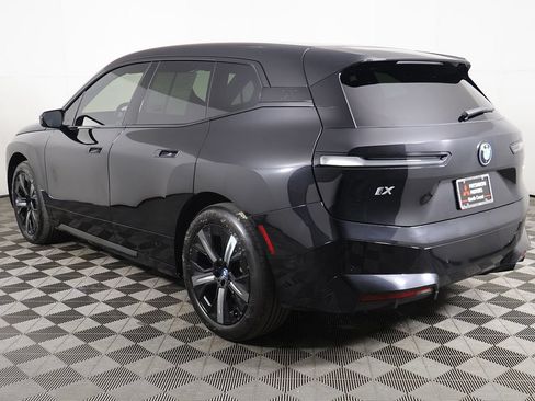 Used 2024 BMW iX xDrive50 w/ Sport Package AWD/4WD image 13