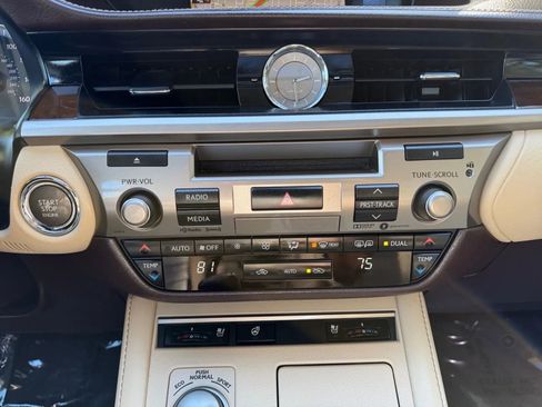 Used 2017 Lexus ES 350 image 14