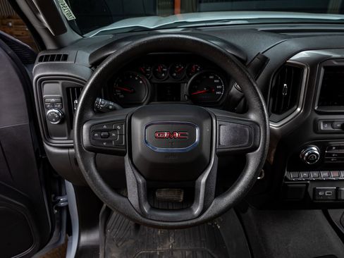 Used 2025 GMC Sierra 1500 Pro w/ Convenience Package image 14