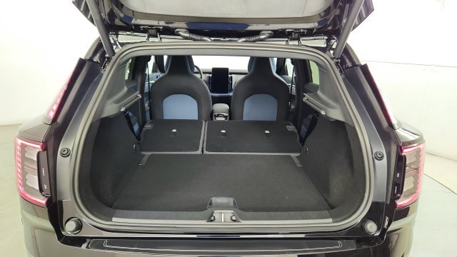 New 2026 Volvo EX30 Cross Country Ultra w/ Protection Package Premier AWD/4WD image 37