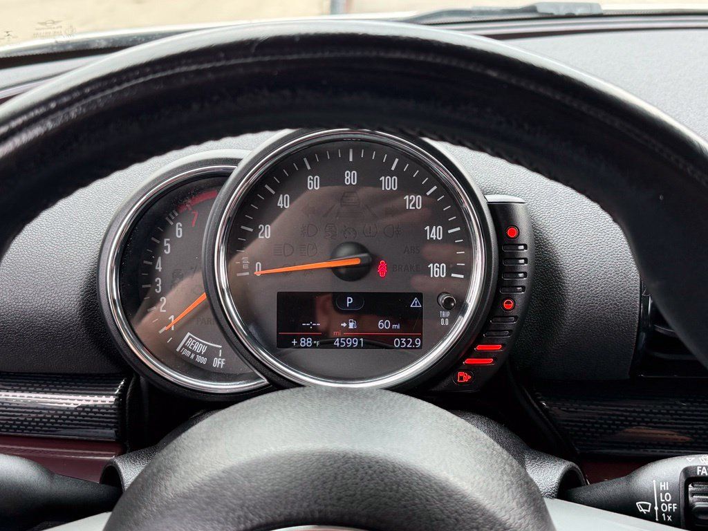 Used 2016 MINI Cooper Clubman FWD image 35