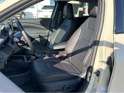 New 2025 Ford Mustang Mach-E Premium image 15