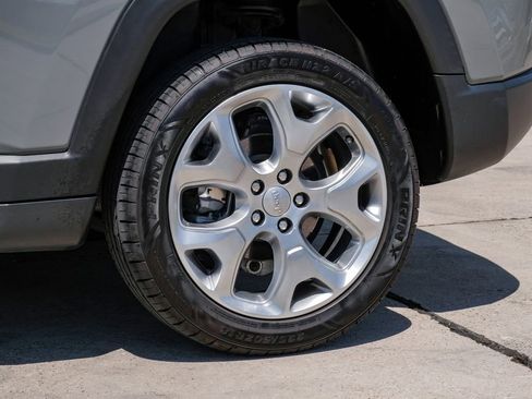 Used 2022 Jeep Compass Limited image 66