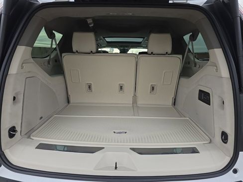Certified 2025 Cadillac Escalade ESV Sport Platinum image 13