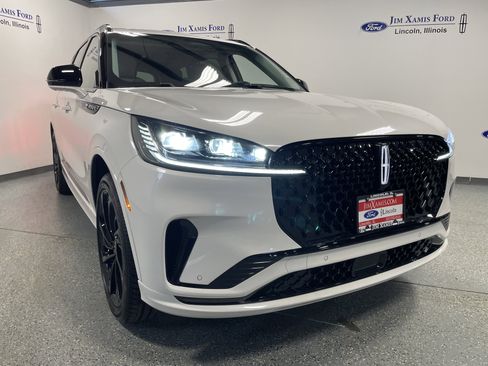 New 2025 Lincoln Aviator Reserve w/ Jet Appearance Package image 36