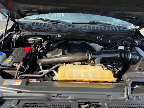 Used 2019 Ford Expedition Limited w/ Equipment Group 302A AWD/4WD image 69