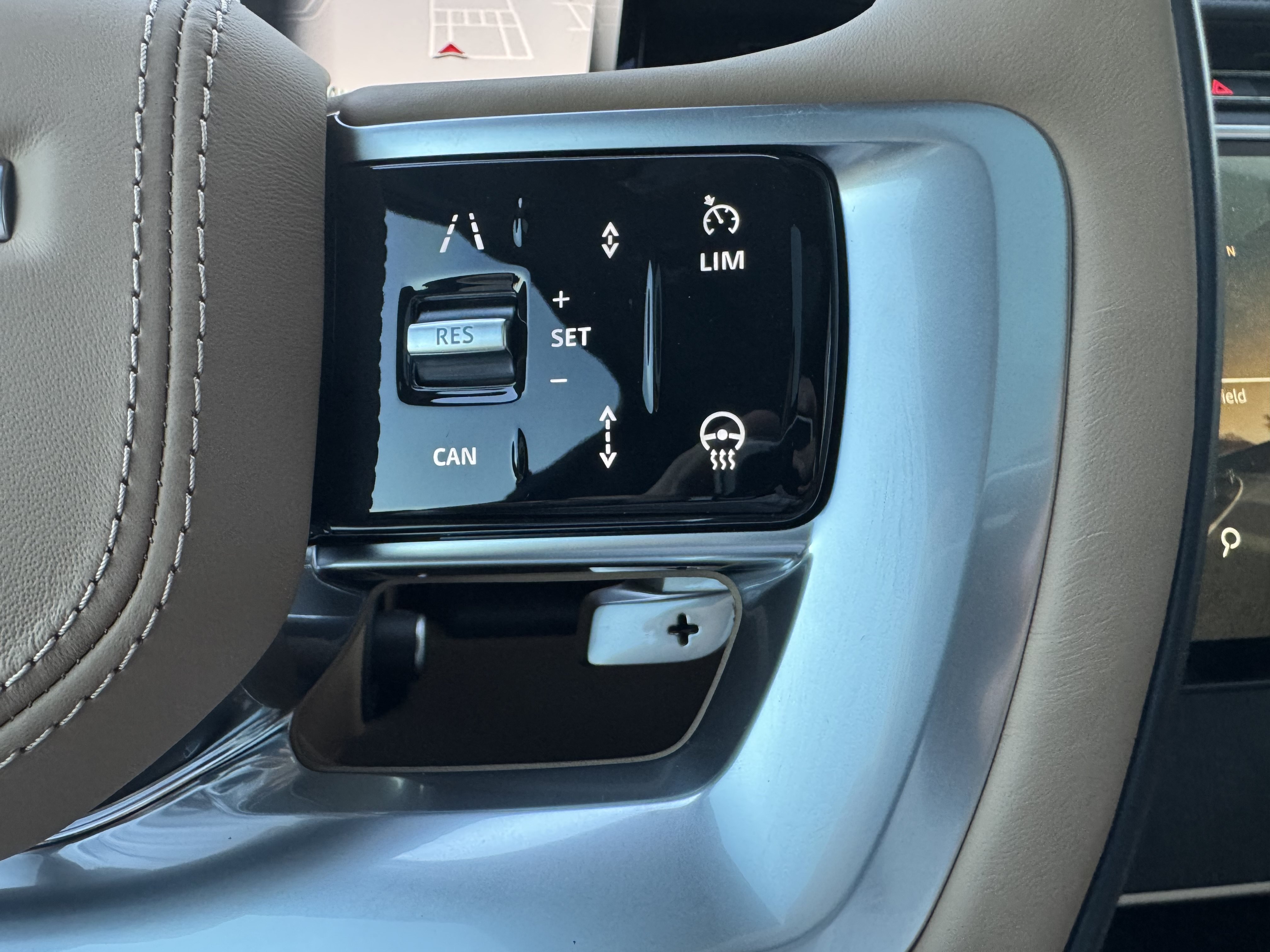 New 2027 Land Rover Range Rover SE AWD/4WD image 17
