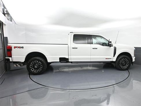 Used 2024 Ford F350 Platinum AWD/4WD image 31