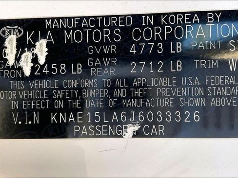 Used 2018 Kia Stinger Base image 11