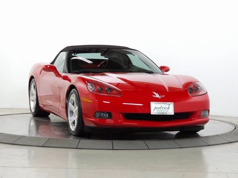 Used 2006 Chevrolet Corvette Convertible w/ Preferred Equipment Group image 13