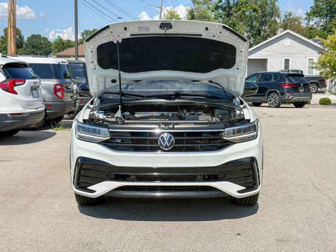 Used 2022 Volkswagen Tiguan SE R-Line AWD/4WD image 33