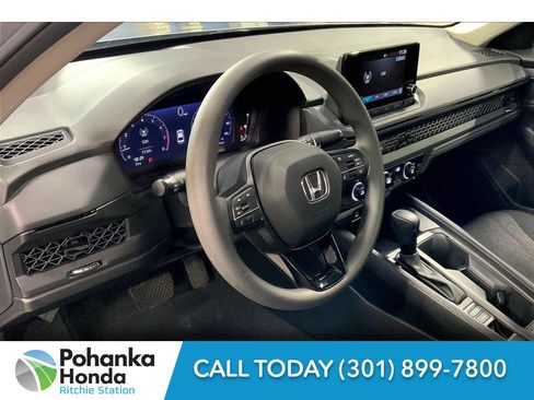 Used 2023 Honda Accord LX image 14