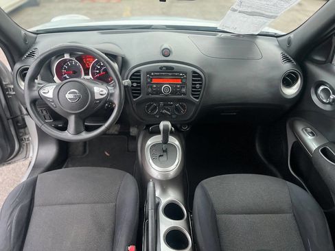 Used 2013 Nissan Juke S image 20