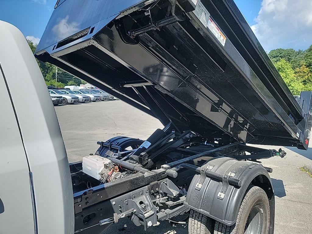 New 2026 RAM 3500 Tradesman AWD/4WD image 14