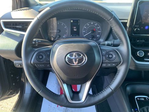 Used 2025 Toyota Corolla SE image 27