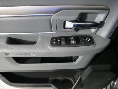 Used 2018 RAM 1500 Big Horn AWD/4WD image 19