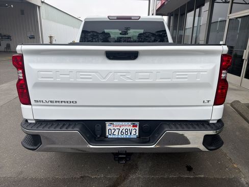 Used 2023 Chevrolet Silverado 1500 LT AWD/4WD image 11