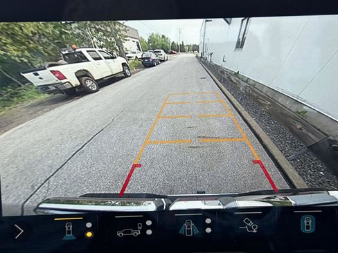 Used 2022 GMC Sierra 1500 SLT w/ SLT Premium Plus Package image 21