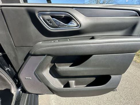 Used 2021 GMC Yukon AT4 AWD/4WD image 25
