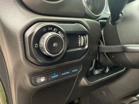 Used 2023 Jeep Wrangler Unlimited w/ Cold Weather Group AWD/4WD image 19