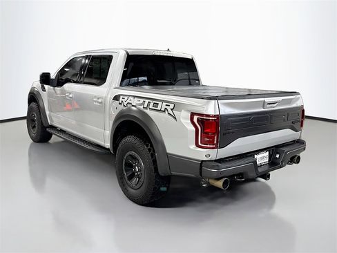 Used 2017 Ford F150 Raptor w/ Equipment Group 802A Luxury image 9