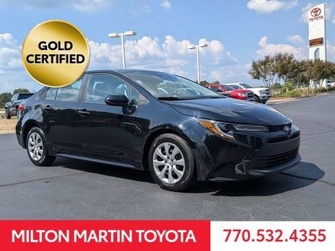 Certified 2023 Toyota Corolla LE FWD image 2