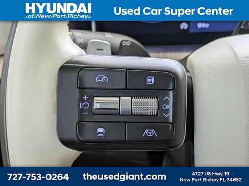 Used 2025 Hyundai Santa Fe Calligraphy AWD/4WD image 39