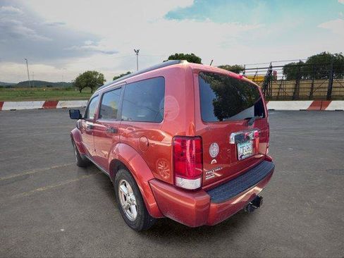 Used 2007 Dodge Nitro SLT RWD image 3