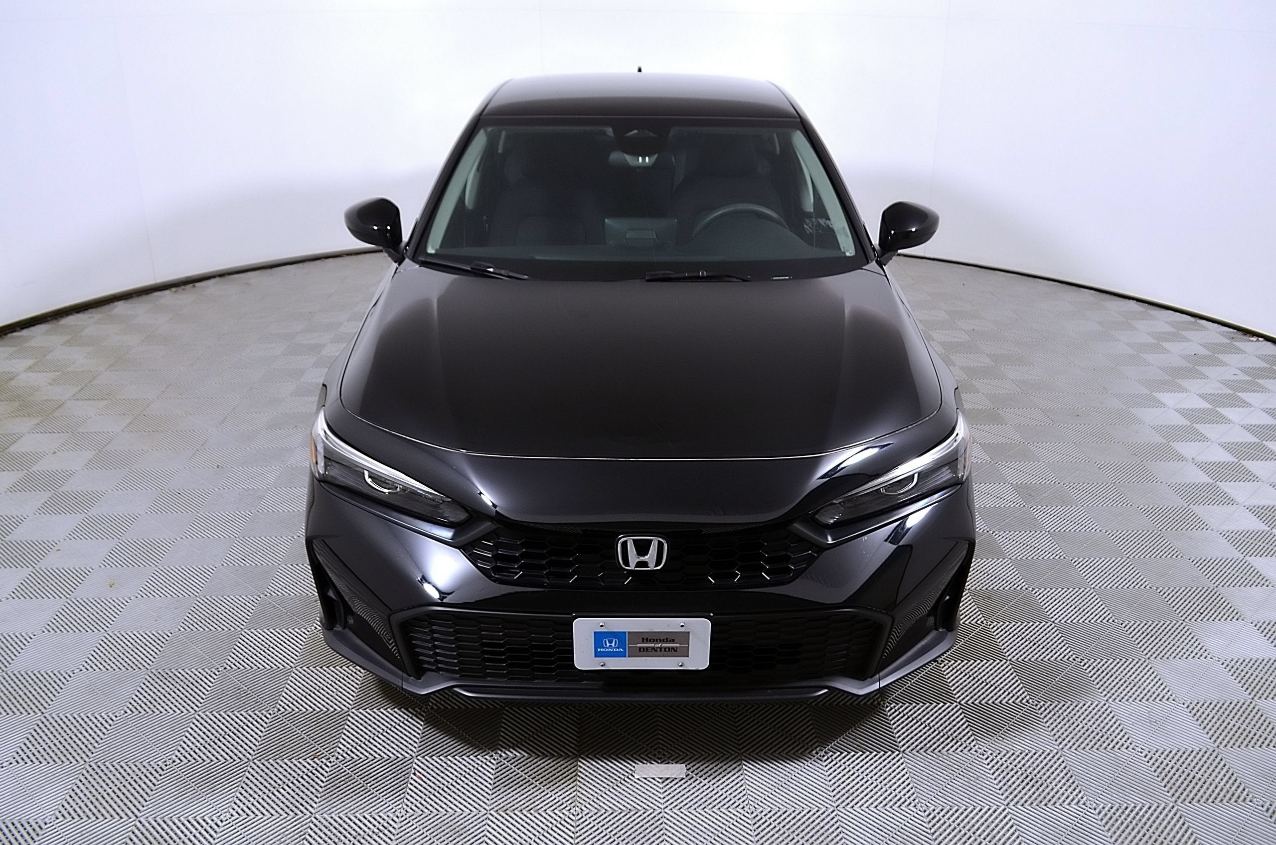 Used 2025 Honda Civic LX image 4
