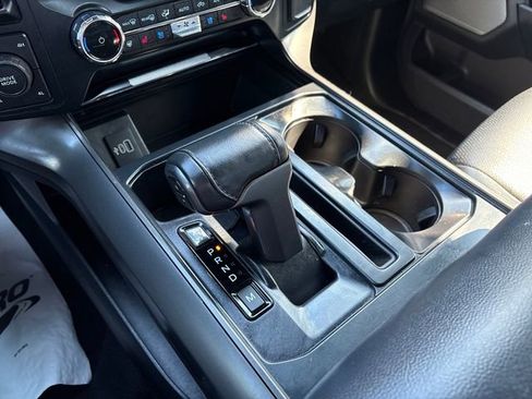 Used 2025 Ford F150 Lariat AWD/4WD image 17