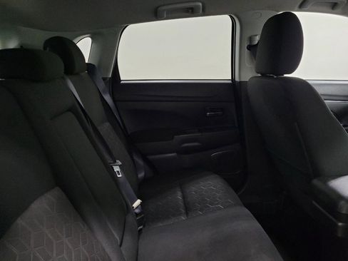 Used 2020 Mitsubishi Outlander Sport SE AWD/4WD image 19