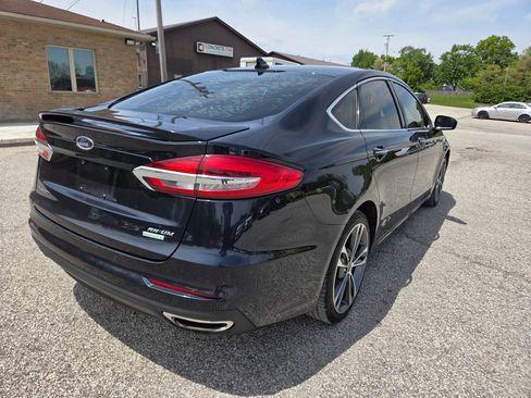 Used 2020 Ford Fusion Titanium FWD image 5