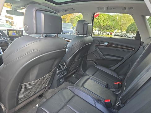 Used 2018 Audi Q5 2.0T Premium Plus w/ Premium Plus Package image 11