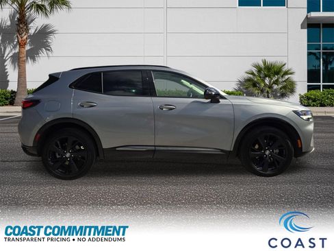 Used 2023 Buick Envision Essence w/ Sport Touring Package AWD/4WD image 5