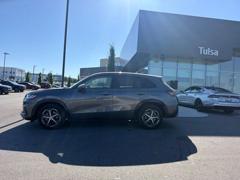 Used 2024 Honda HR-V EX-L image 6