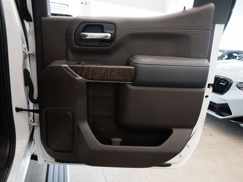Used 2019 GMC Sierra 1500 Denali w/ Denali Ultimate Package AWD/4WD image 21