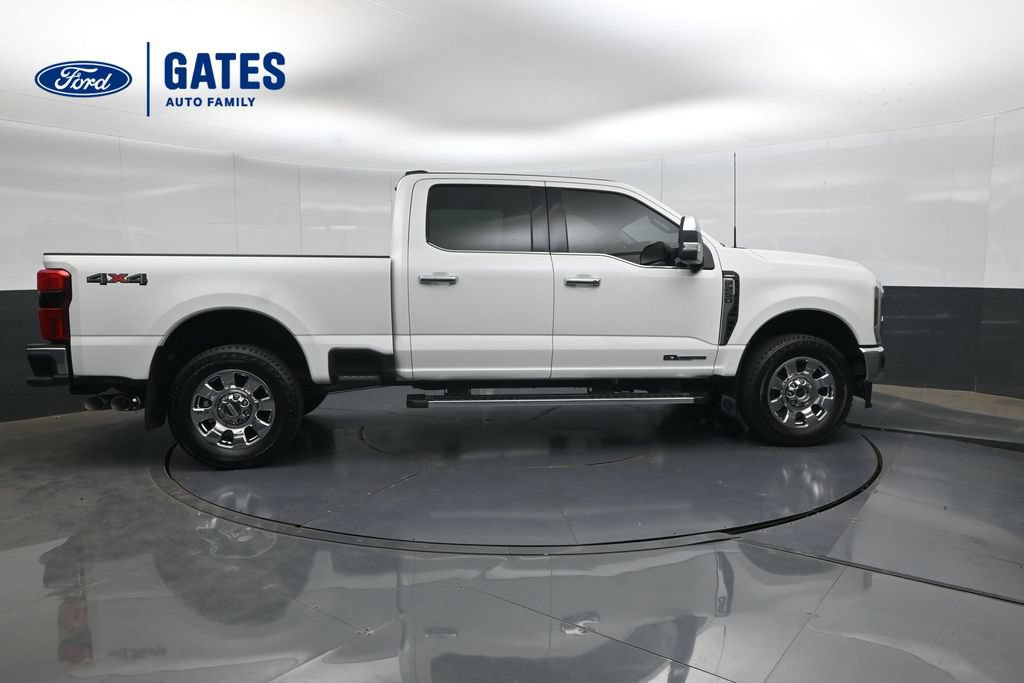 Used 2025 Ford F250 Lariat w/ Chrome Package AWD/4WD image 3