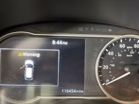 Used 2018 Nissan Kicks SV w/ Exterior Package image 13