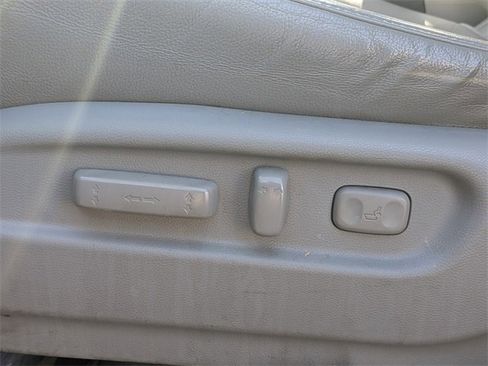 Used 2016 Honda Pilot Touring image 21