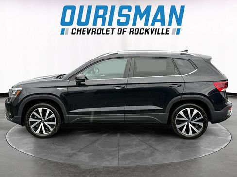 Used 2022 Volkswagen Taos SE AWD/4WD image 3