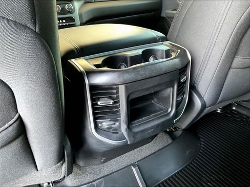Used 2021 RAM 1500 Big Horn AWD/4WD image 11