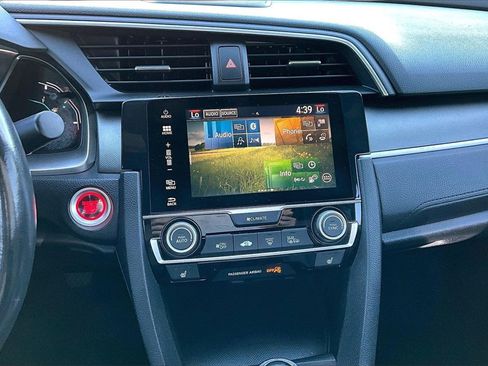 Used 2018 Honda Civic EX-T image 9