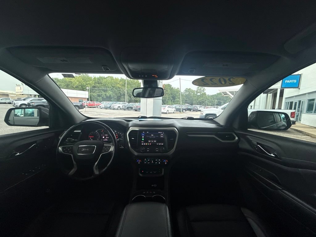 Used 2022 GMC Acadia SLT w/ Preferred Package FWD image 18