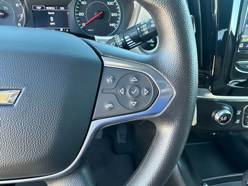 Used 2023 Chevrolet Traverse LS w/ Safety Package AWD/4WD image 10