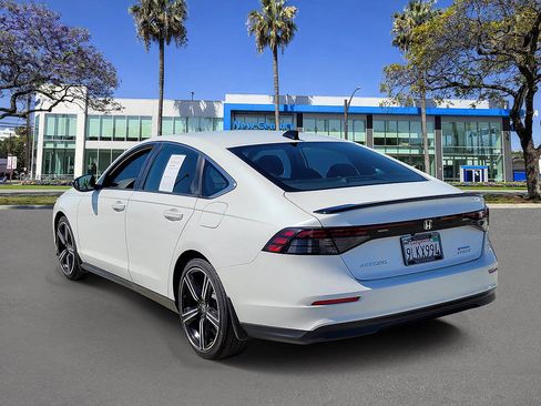 Used 2024 Honda Accord Sport image 3