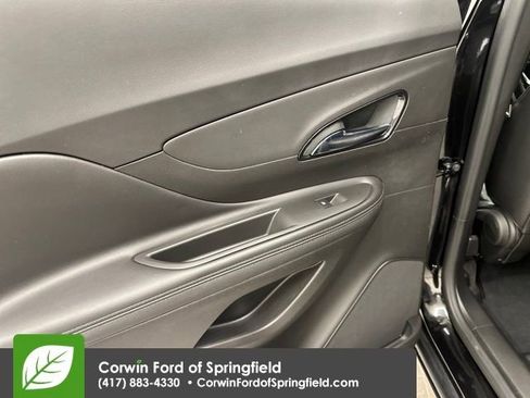 Used 2018 Buick Encore Sport Touring image 19