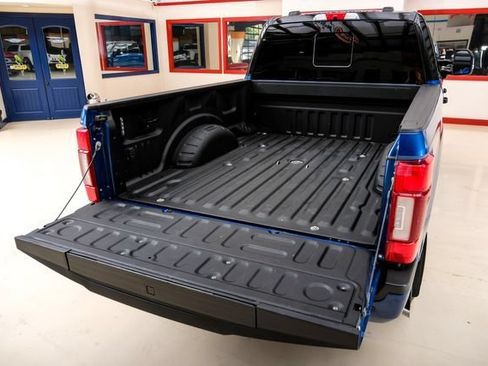Used 2022 Ford F250 Platinum w/ FX4 Off-Road Package AWD/4WD image 67