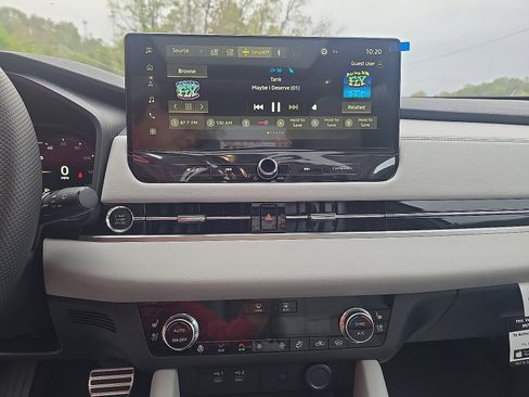 New 2025 Mitsubishi Outlander SEL image 19