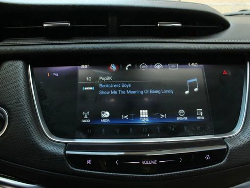 Used 2018 Cadillac XT5 AWD image 37