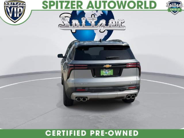 Used 2025 Chevrolet Traverse LT w/ Driver Confidence Package FWD image 13